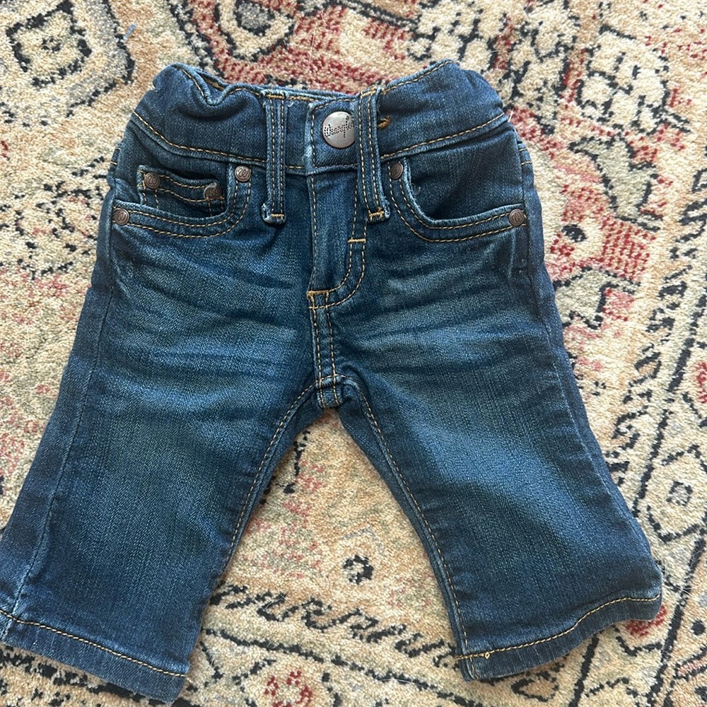 Baby wrangler jeans 0-3 months